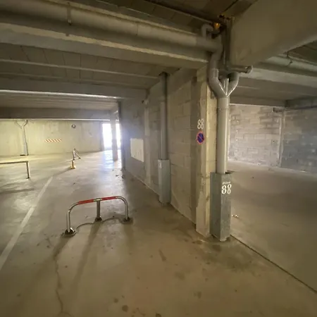 Très Joli T2 Terrasse, Parking Cap 300m Richelieu Appartement *